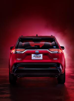 Toyota RAV4 PHV 2020 года  (JP)